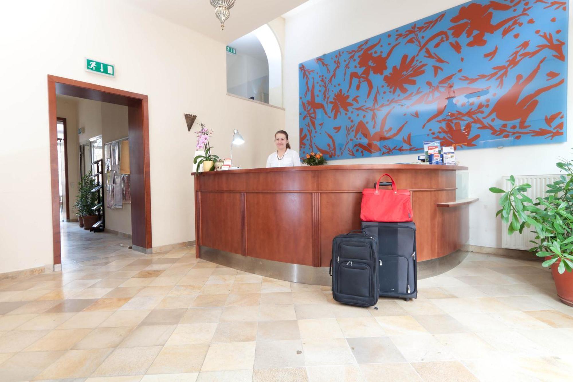 Hotel Stadt Wien Bad Schallerbach Buitenkant foto