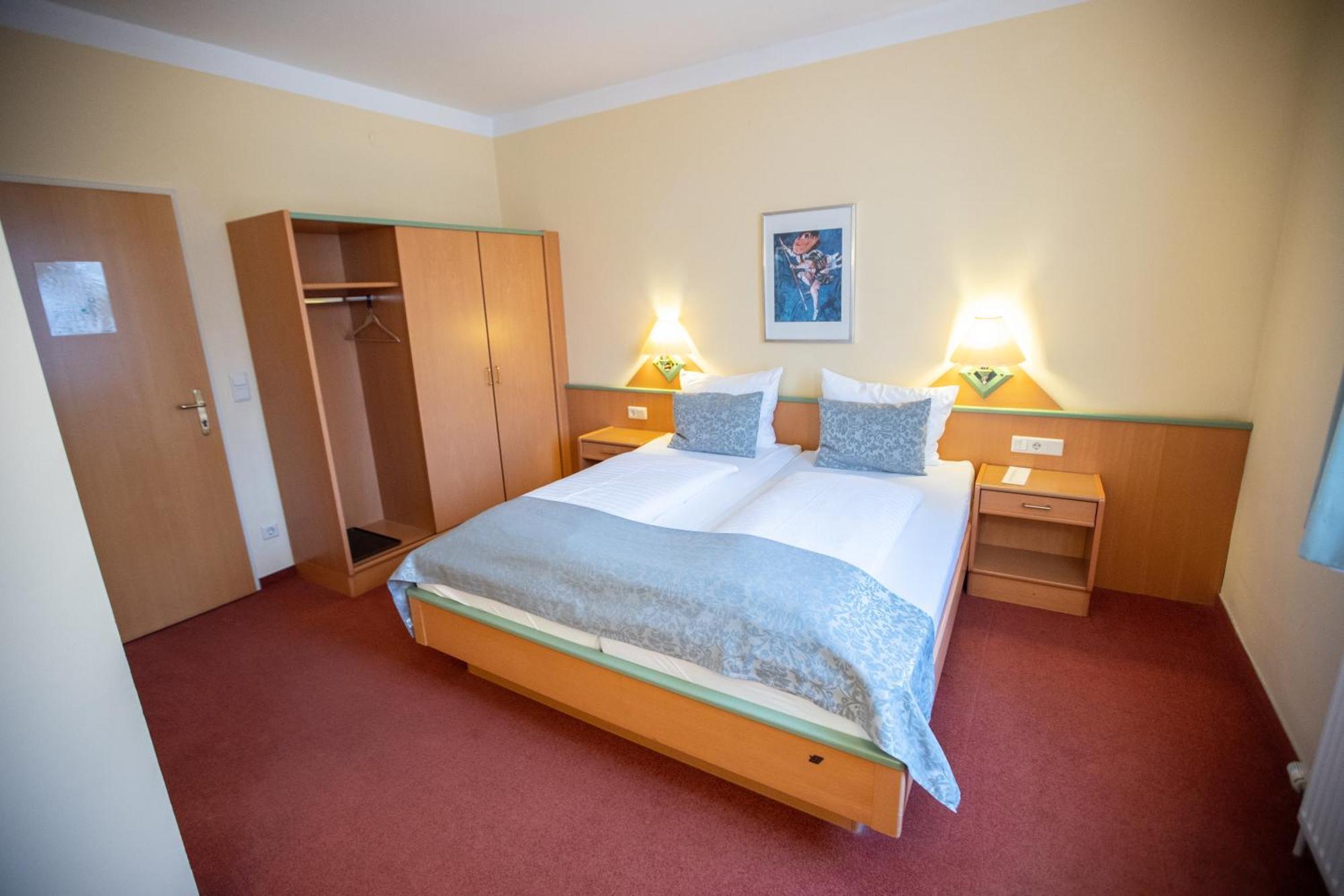 Hotel Stadt Wien Bad Schallerbach Buitenkant foto